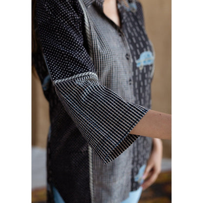 The Indian Ethnic Co. Black Loose Ajrakh Cotton Collar Neck Shirt