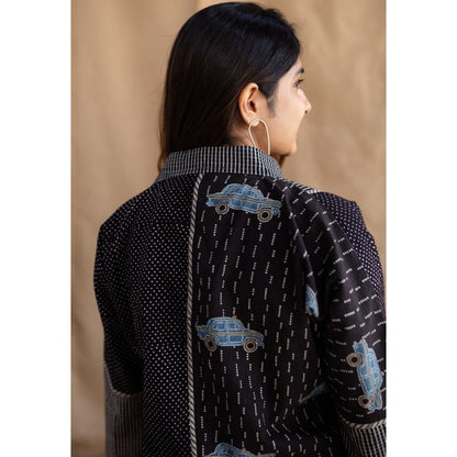 The Indian Ethnic Co. Black Loose Ajrakh Cotton Collar Neck Shirt
