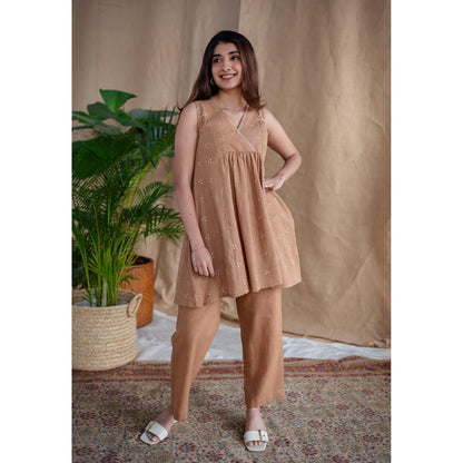 The Indian Ethnic Co. Light Brown Dabu Slub Cotton Embroidered Kurti with Pant (Set of 2)