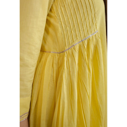 The Indian Ethnic Co. Yellow Plain A-Line Cotton Slip Kurta with Pant and Dupatta (Set of 4)