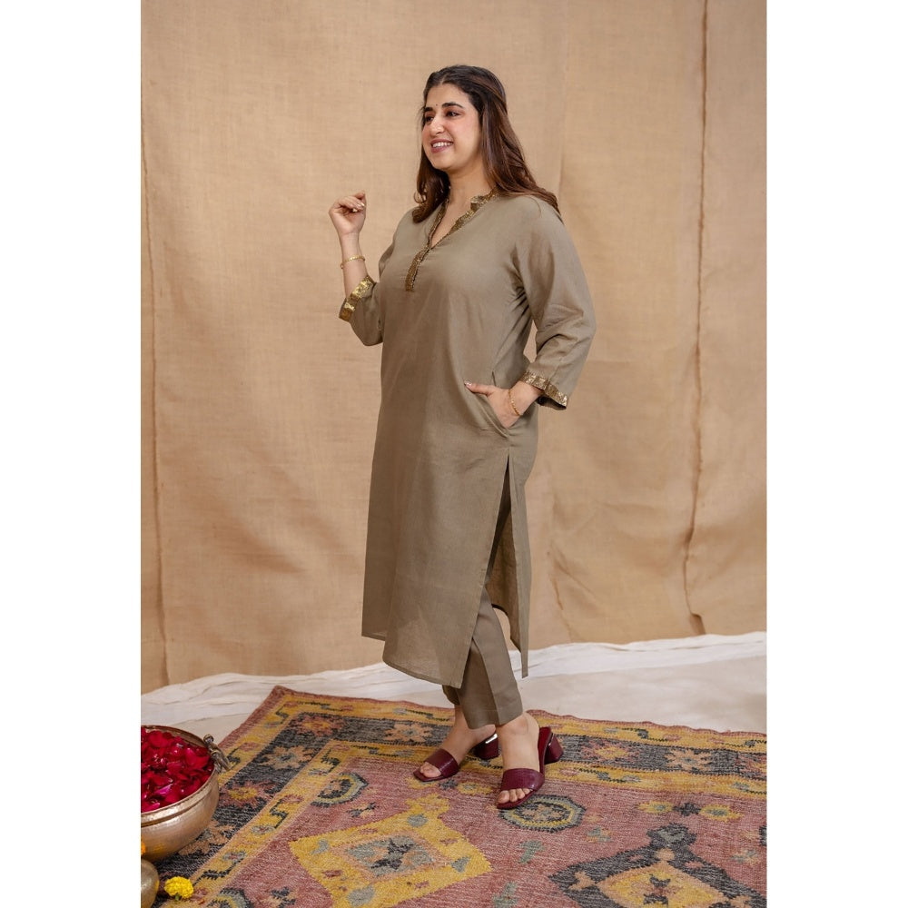 The Indian Ethnic Co. Olive Plain Straight Cotton Kurta with Pant and Dupatta (Set of 3)