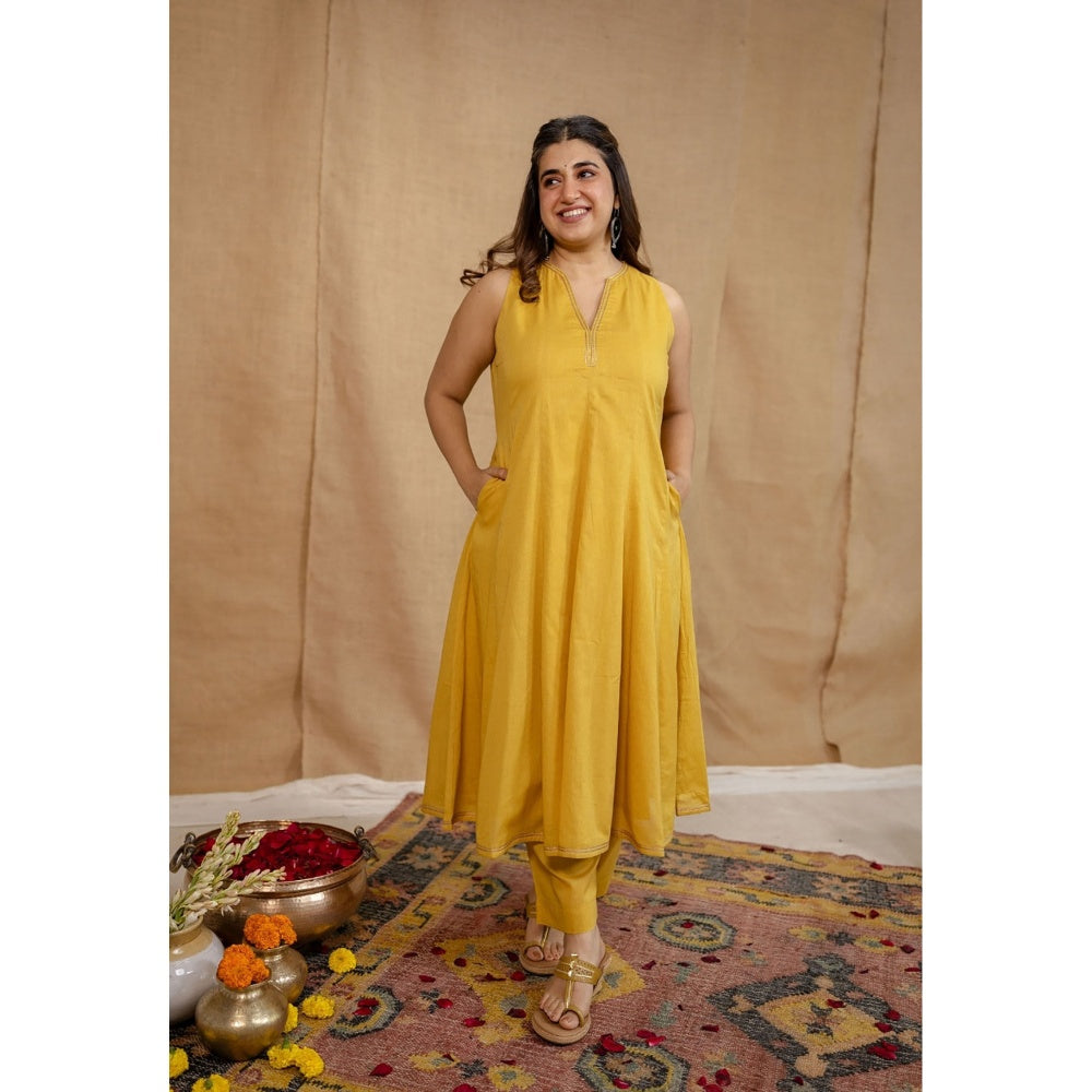 The Indian Ethnic Co. Golden Yellow Plain Cotton V-Neck Kurta with Pant and Dupatta (Set of 3)