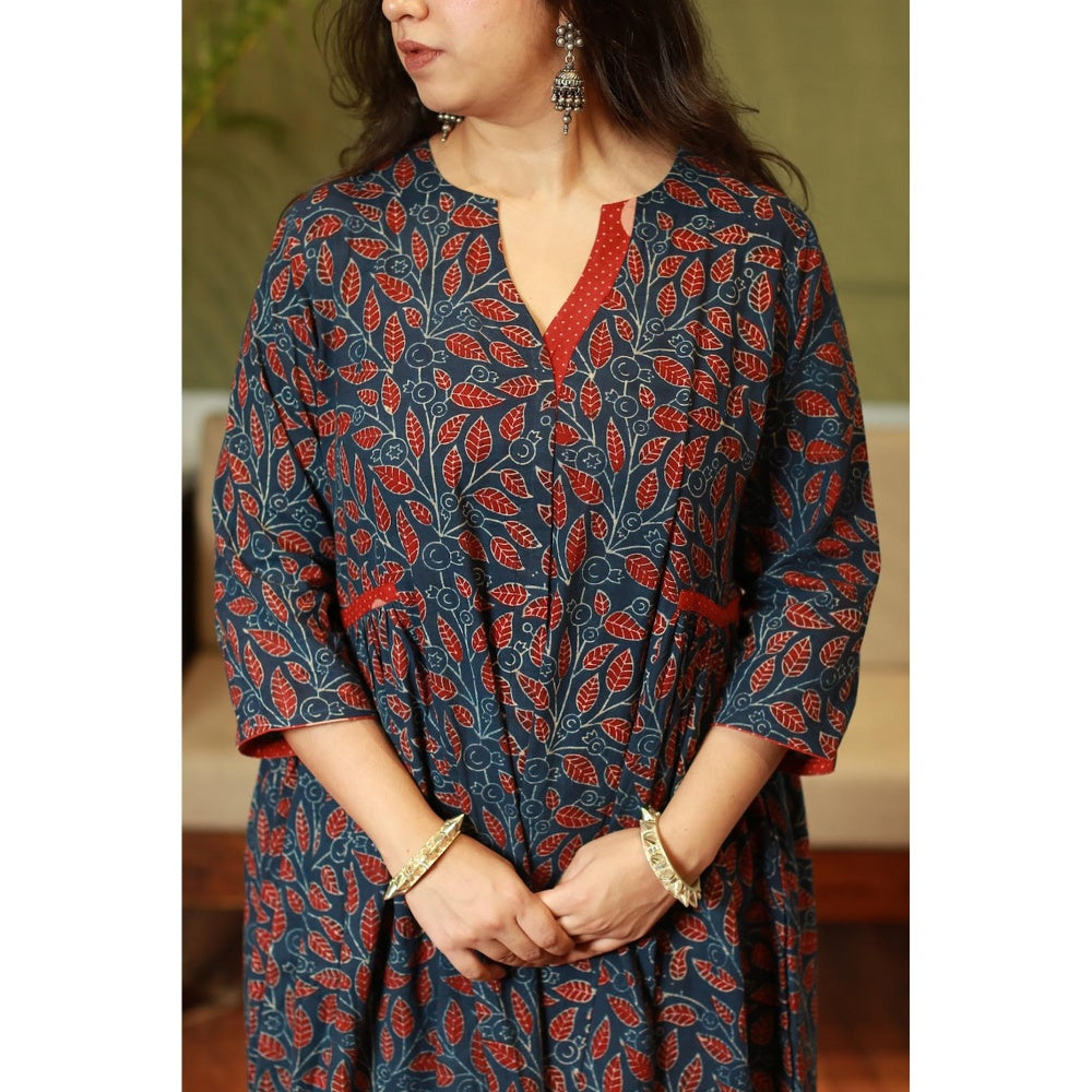 The Indian Ethnic Co. Indigo Fit and Flare Ajrakh Handblock Printed Kurta