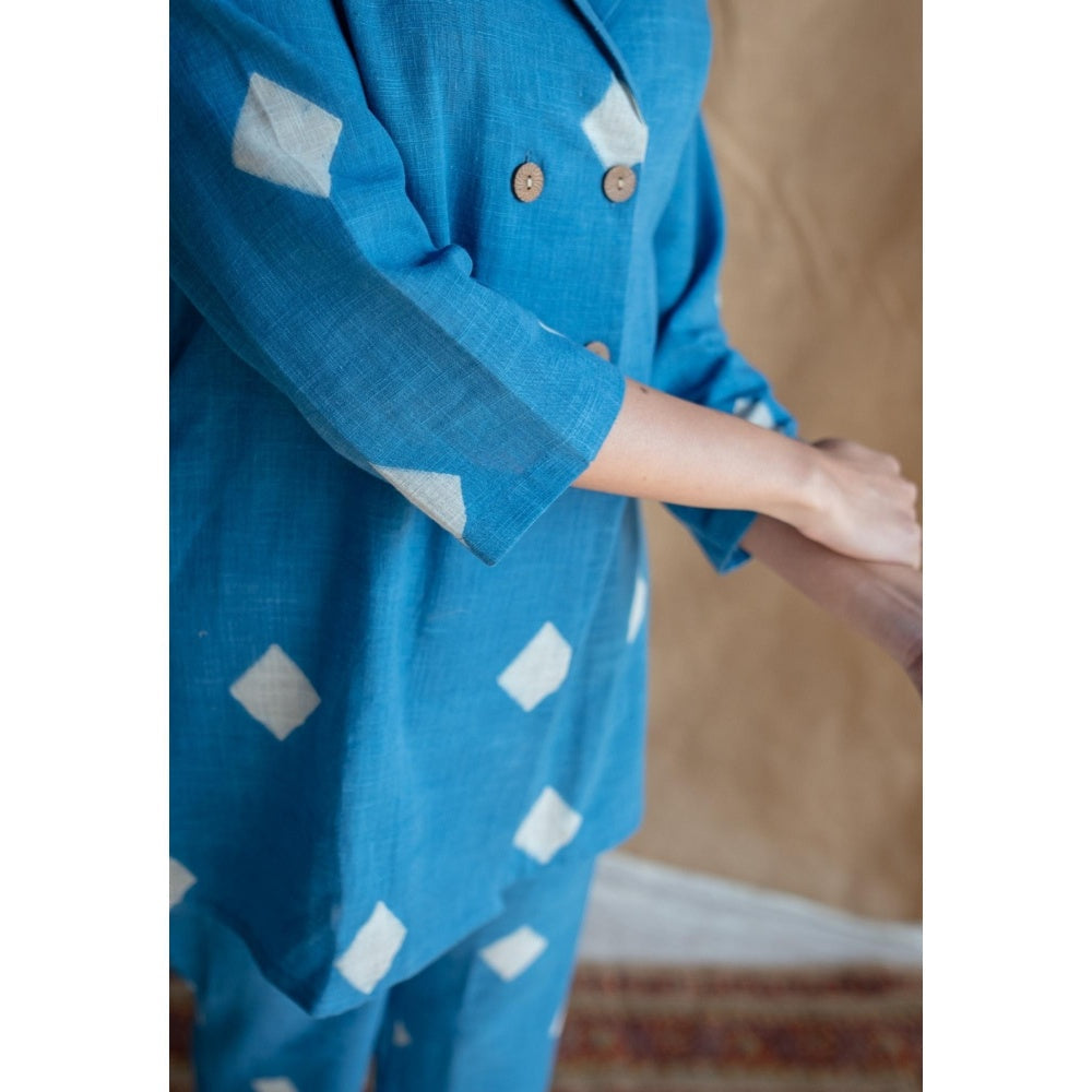 The Indian Ethnic Co. Blue Straight Dabu Slub Cotton Printed Co-Ord (Set of 2)
