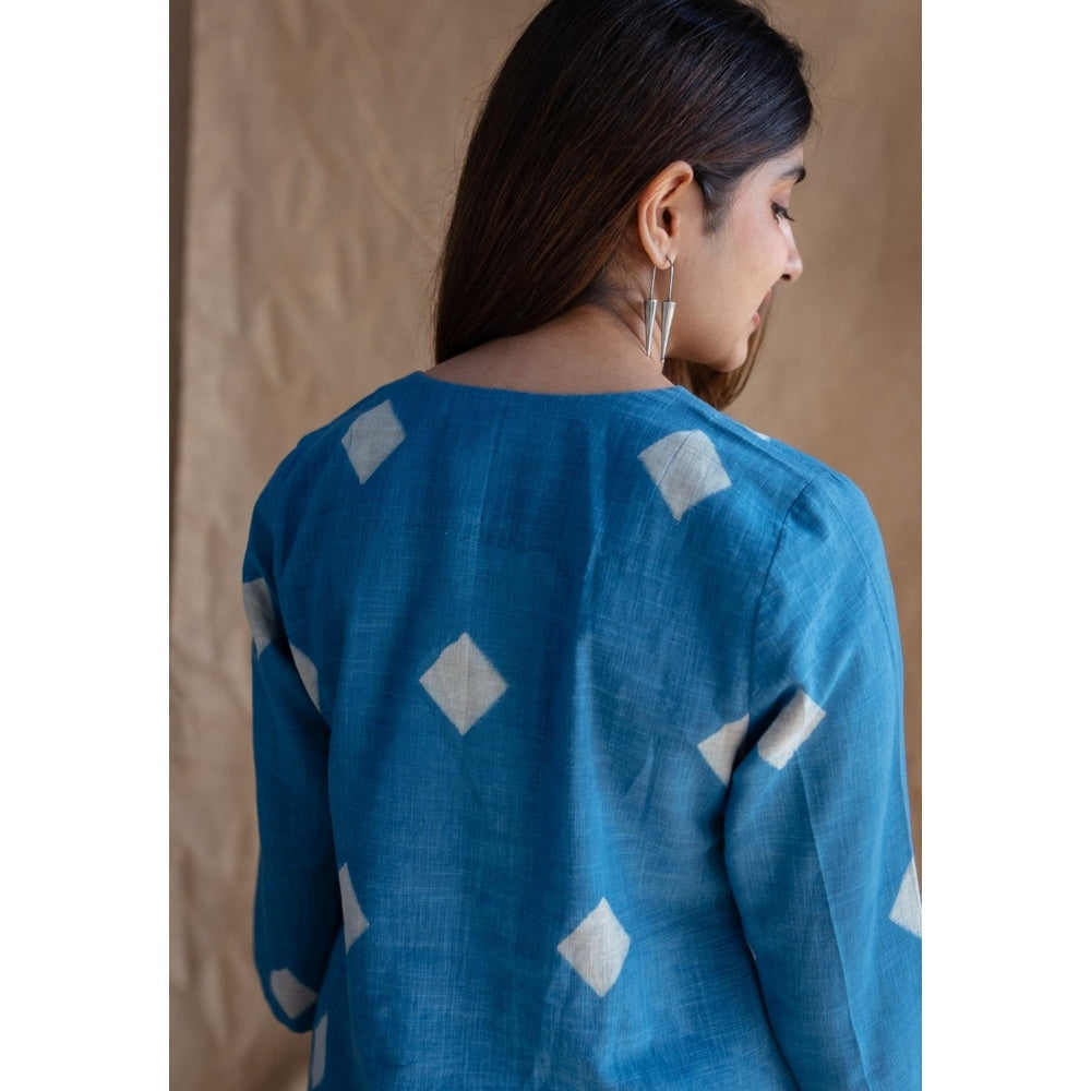 The Indian Ethnic Co. Blue Straight Dabu Slub Cotton Printed Co-Ord (Set of 2)