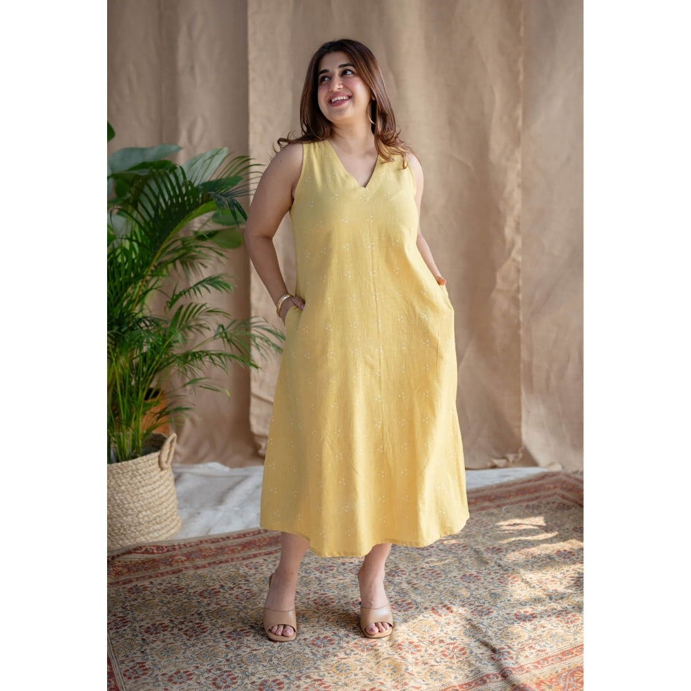 The Indian Ethnic Co. Yellow A-Line Dabu Slub Cotton Dress Printed V Neck With Sleeveless