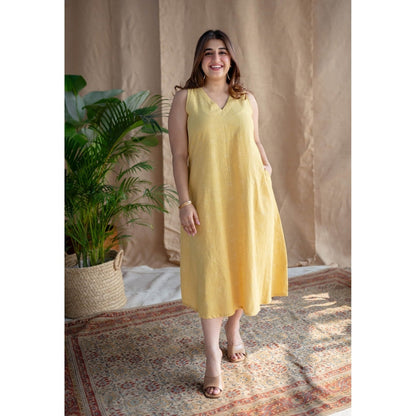 The Indian Ethnic Co. Yellow A-Line Dabu Slub Cotton Dress Printed V Neck With Sleeveless