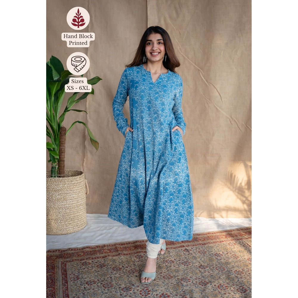 The Indian Ethnic Co. Blue A-Line Dabu Slub Cotton Printed V Neck Kurta