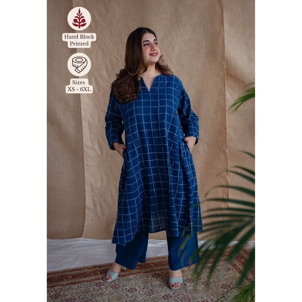 The Indian Ethnic Co. Navy Blue Loose Dabu Slub Cotton Printed V Neck Kurta