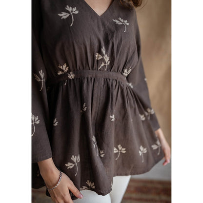 The Indian Ethnic Co. Brown A-Line Dabu Slub Cotton Short Top Printed V Neck With Full Sleeves