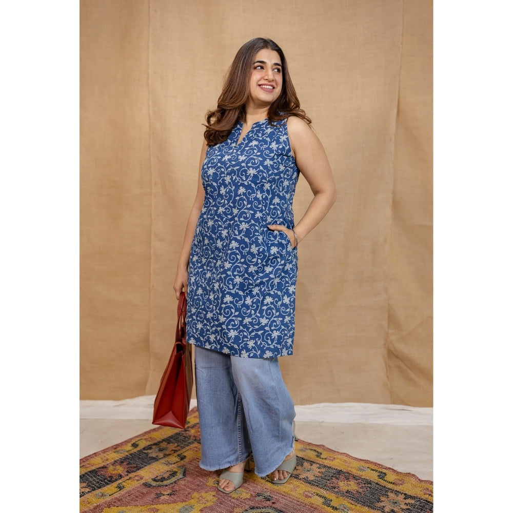 The Indian Ethnic Co. Blue Straight Dabu Cotton Printed Kurta