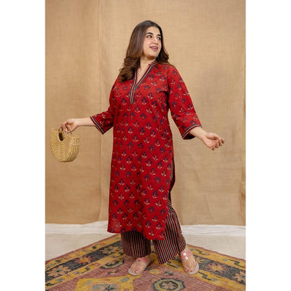 The Indian Ethnic Co. Red Straight Ajrakh Cotton Hand Block Printed Kurta