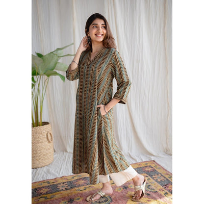 The Indian Ethnic Co. Green A-Line Ajrakh Cotton Hand Block Printed Kurta