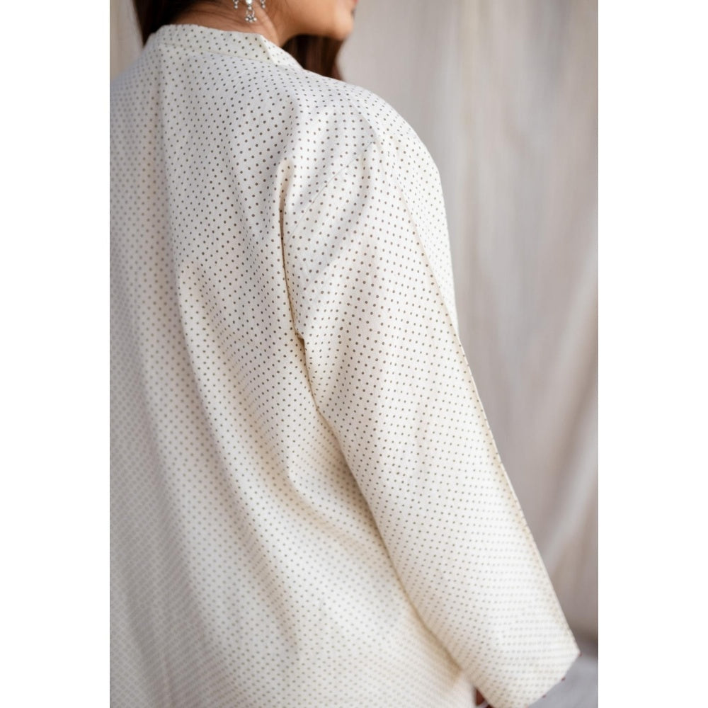The Indian Ethnic Co. Ivory Loose Ajrakh Printed Cotton Kurta With Full Sleeves & Embroidered