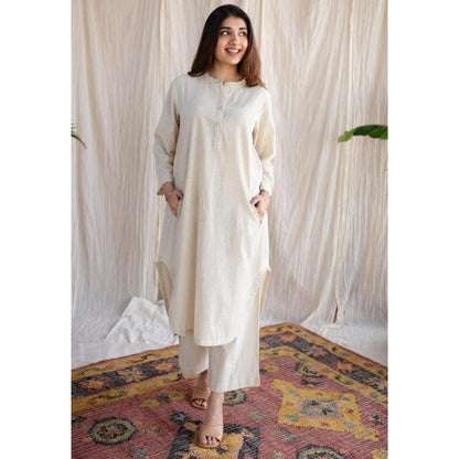 The Indian Ethnic Co. Ivory Loose Ajrakh Printed Cotton Kurta With Full Sleeves & Embroidered