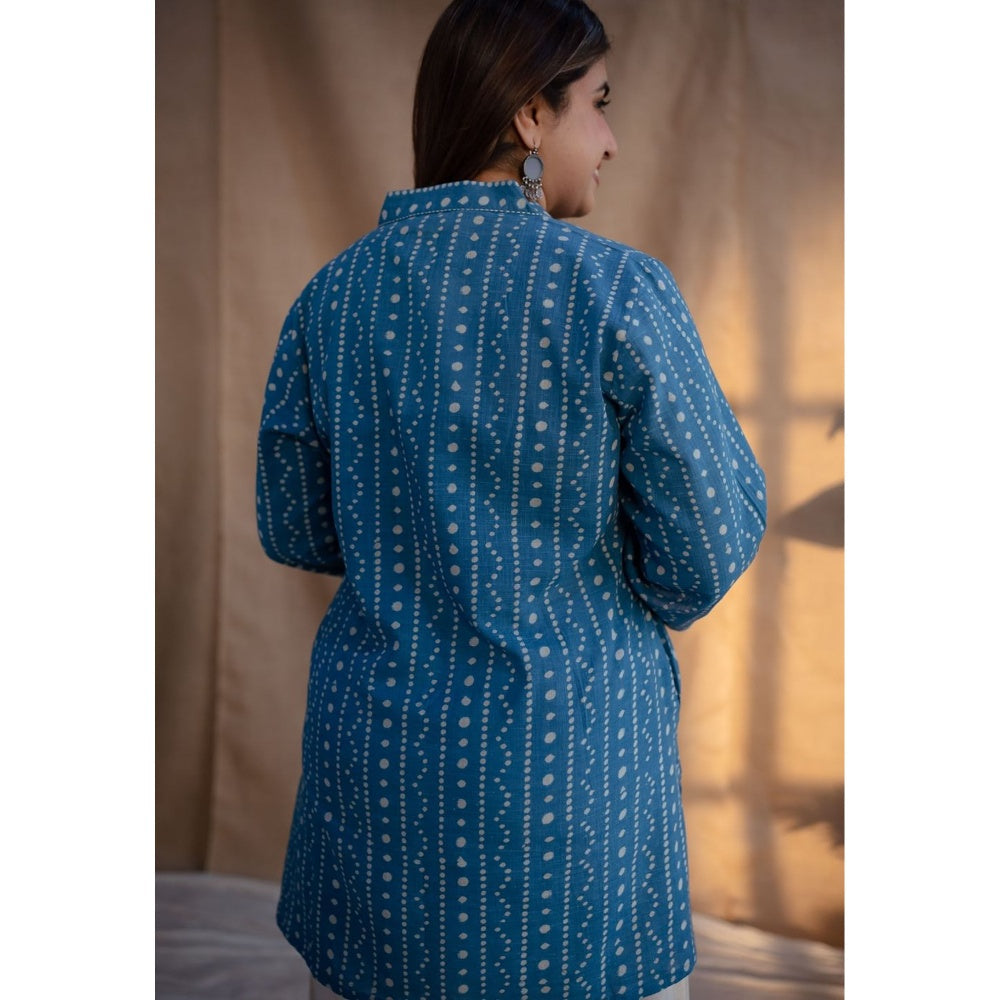 The Indian Ethnic Co. Blue Dabu Handblock Printed Tunic V Neck with Embroidered