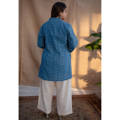 The Indian Ethnic Co. Blue Dabu Handblock Printed Tunic V Neck with Embroidered