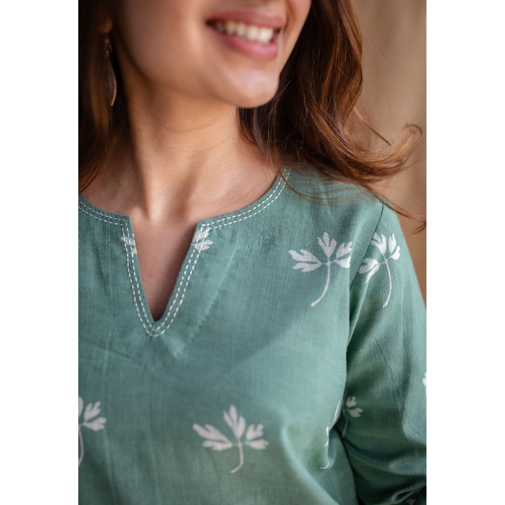 The Indian Ethnic Co. Green Dabu Handblock Printed Embroidered Tunic