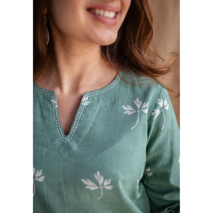 The Indian Ethnic Co. Green Dabu Handblock Printed Embroidered Tunic