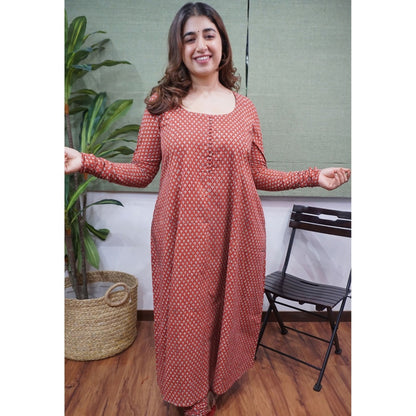 The Indian Ethnic Co. Madder Narrow Fadat Printed Cotton Chudidar Pant