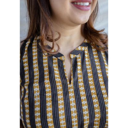 The Indian Ethnic Co. Black A-Line Kalamkari Printed Cotton Kurta With Sleeveless