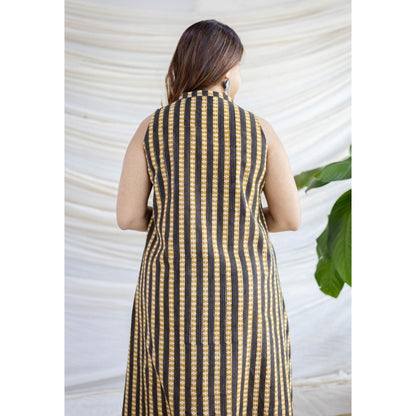 The Indian Ethnic Co. Black A-Line Kalamkari Printed Cotton Kurta With Sleeveless