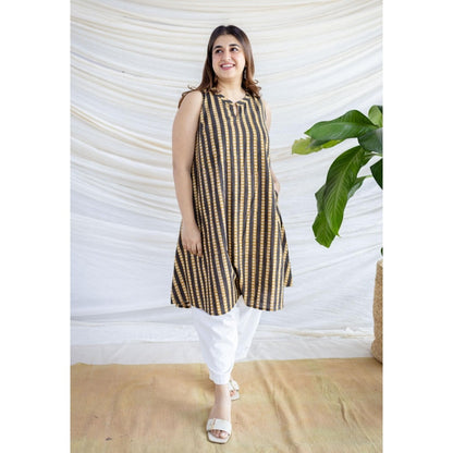 The Indian Ethnic Co. Black A-Line Kalamkari Printed Cotton Kurta With Sleeveless