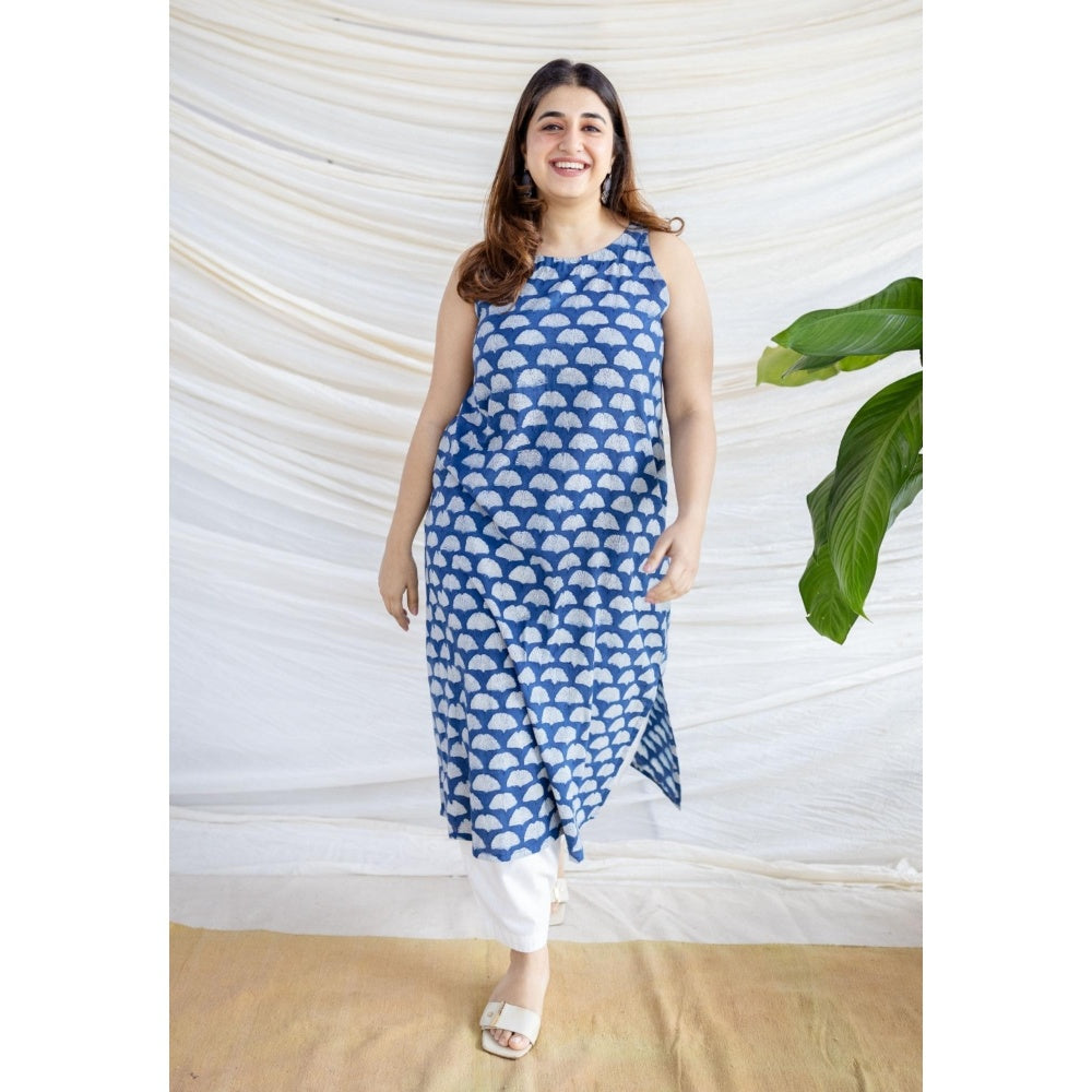 The Indian Ethnic Co. Blue Straight Dabu Printed Cotton Kurta With Round Neck And Sleeveless