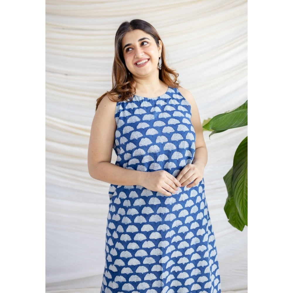The Indian Ethnic Co. Blue Straight Dabu Printed Cotton Kurta With Round Neck And Sleeveless