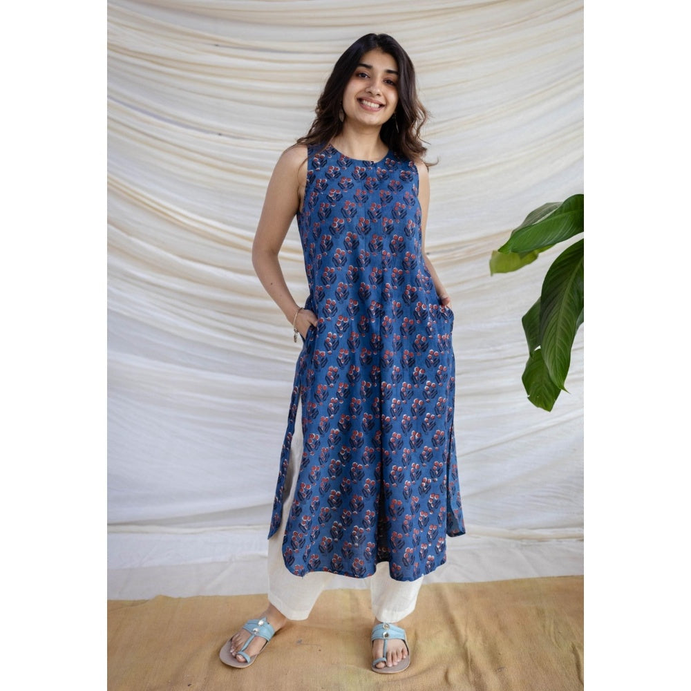 The Indian Ethnic Co. Blue Straight Jahota Printed Cotton Kurta With Round Neck And Sleeveless