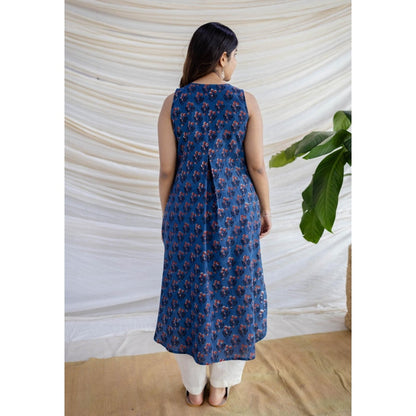 The Indian Ethnic Co. Blue Straight Jahota Printed Cotton Kurta With Round Neck And Sleeveless