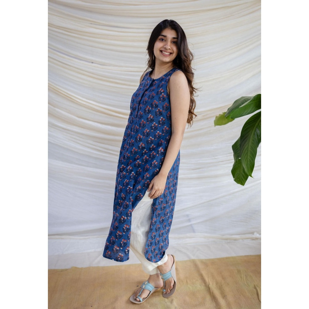 The Indian Ethnic Co. Blue Straight Jahota Printed Cotton Kurta With Round Neck And Sleeveless