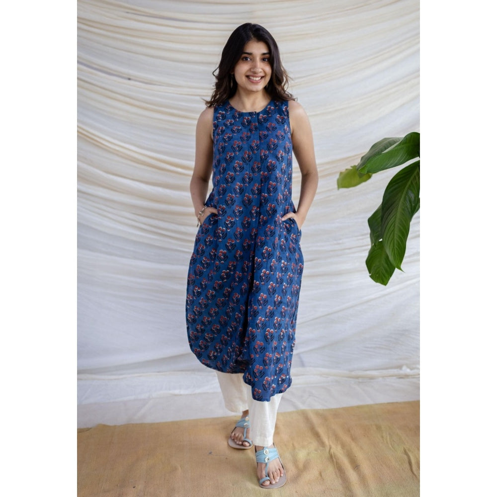The Indian Ethnic Co. Blue Straight Jahota Printed Cotton Kurta With Round Neck And Sleeveless