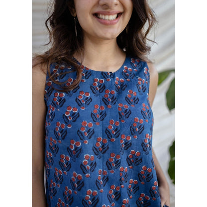 The Indian Ethnic Co. Blue Straight Jahota Printed Cotton Kurta With Round Neck And Sleeveless