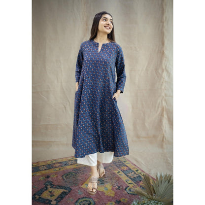 The Indian Ethnic Co. Blue Kali Ajrakh Printed Cotton Kurta With Split V Neck