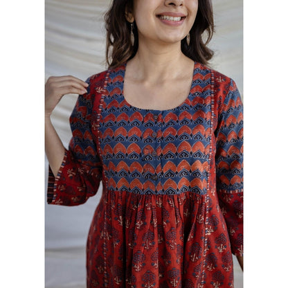 The Indian Ethnic Co. Maroon A-Line Ajrakh Printed Cotton Anarkali Kurta With Round Neck