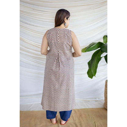 The Indian Ethnic Co. Beige Straight Ajrakh Printed Cotton Kurta With Round Neck