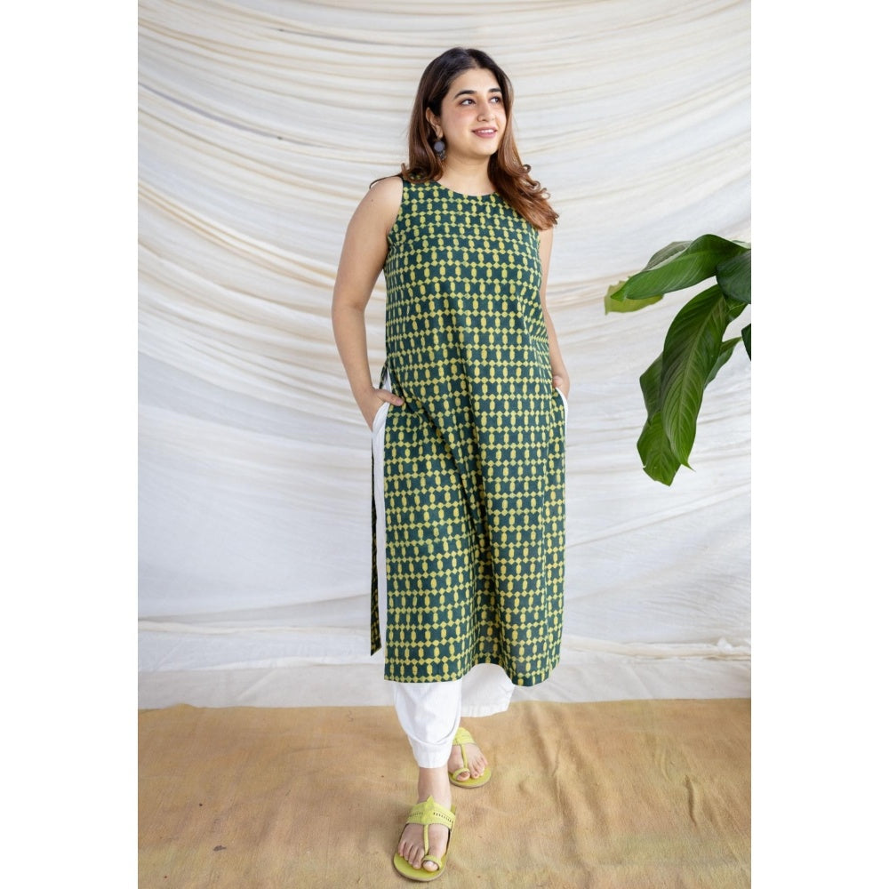 The Indian Ethnic Co. Green Straight Dabu Printed Cotton Kurta With Round Neck And Sleeveless