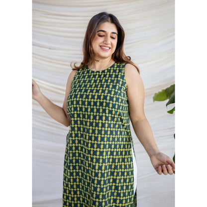 The Indian Ethnic Co. Green Straight Dabu Printed Cotton Kurta With Round Neck And Sleeveless