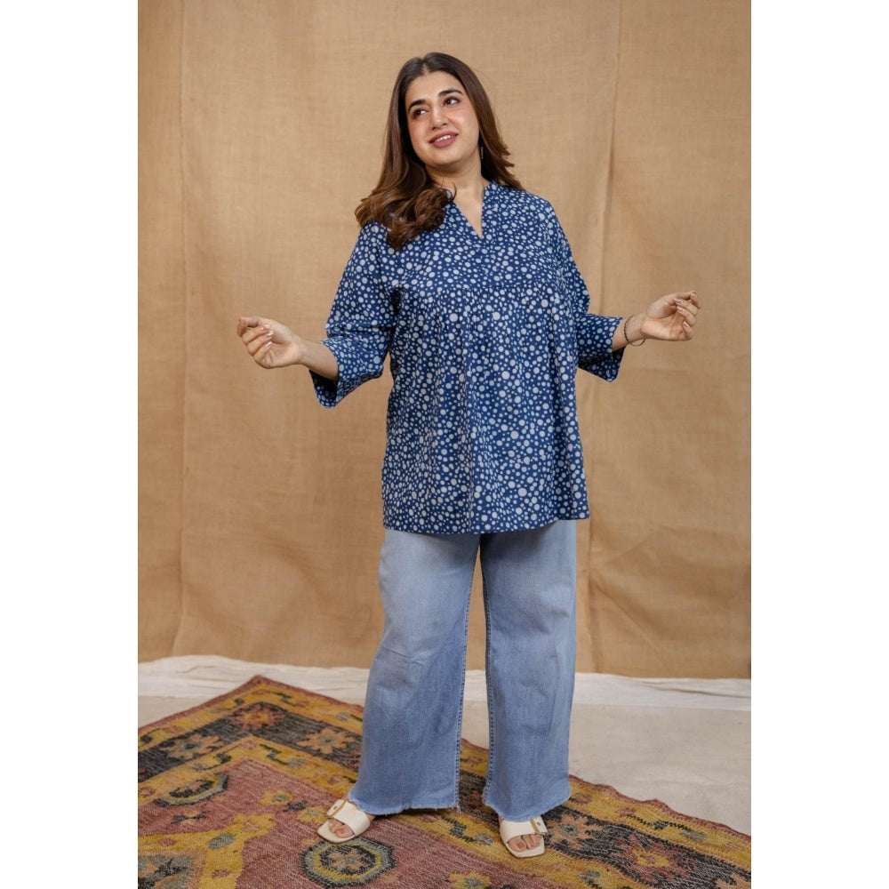 The Indian Ethnic Co. Blue Loose Dabu Printed Cotton Kurti With Mandarin Neck