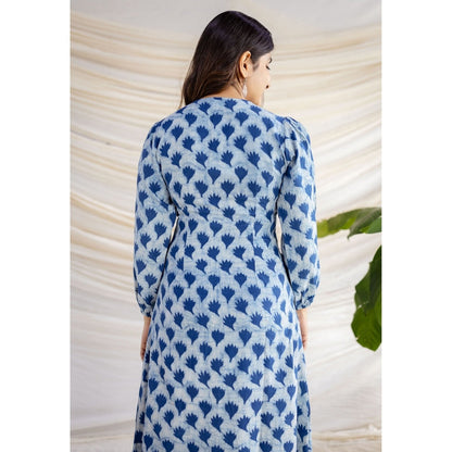 The Indian Ethnic Co. Blue A-Line Dabu Printed Cotton Dress With V Neck