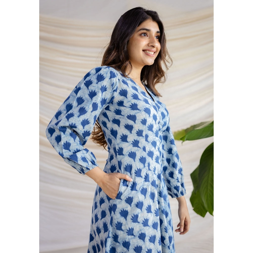 The Indian Ethnic Co. Blue A-Line Dabu Printed Cotton Dress With V Neck