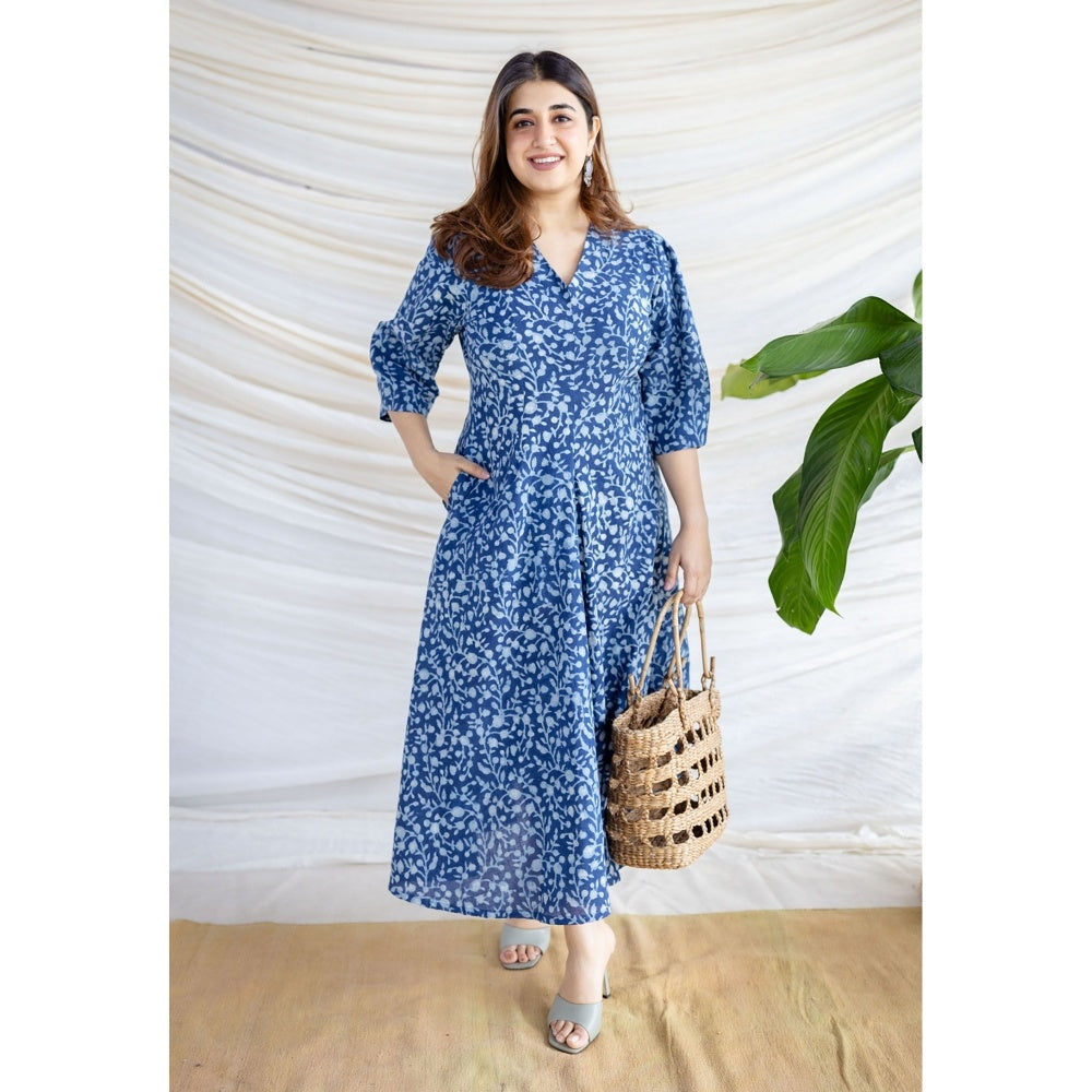 The Indian Ethnic Co. Blue A-Line Dabu Printed Cotton Dress With V Neck