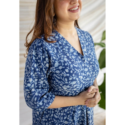 The Indian Ethnic Co. Blue A-Line Dabu Printed Cotton Dress With V Neck