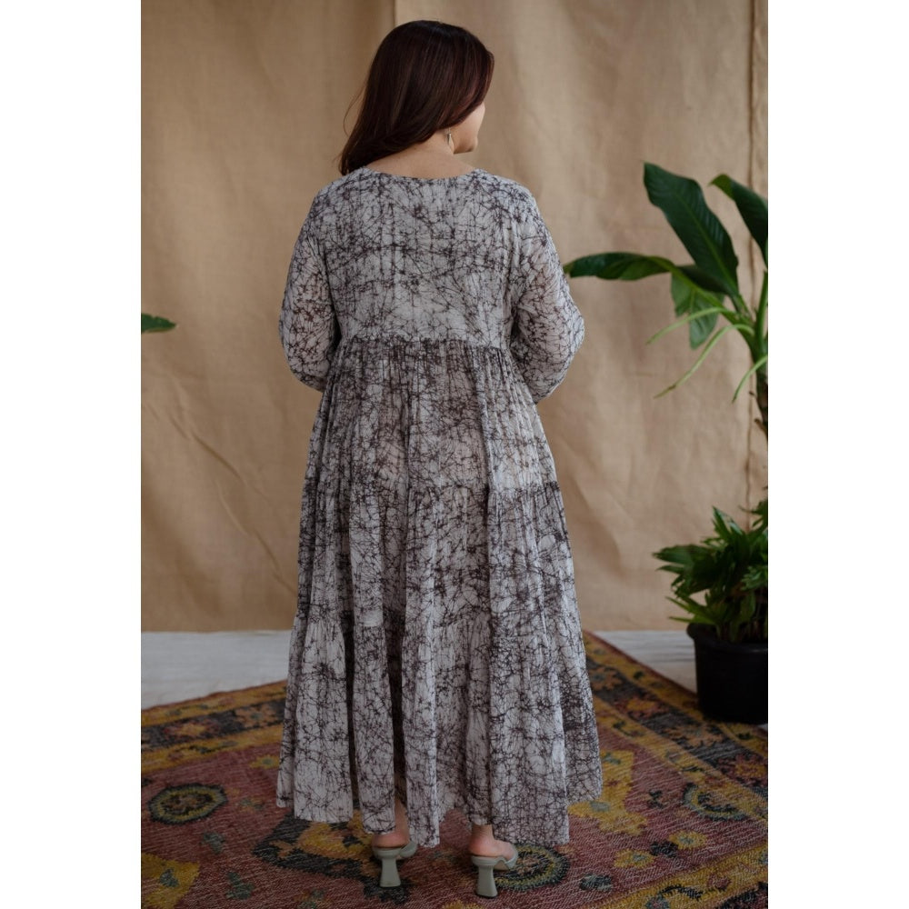 The Indian Ethnic Co. Grey A-Line Batik Hand Block Mul Dress With Slip (Set of 2)