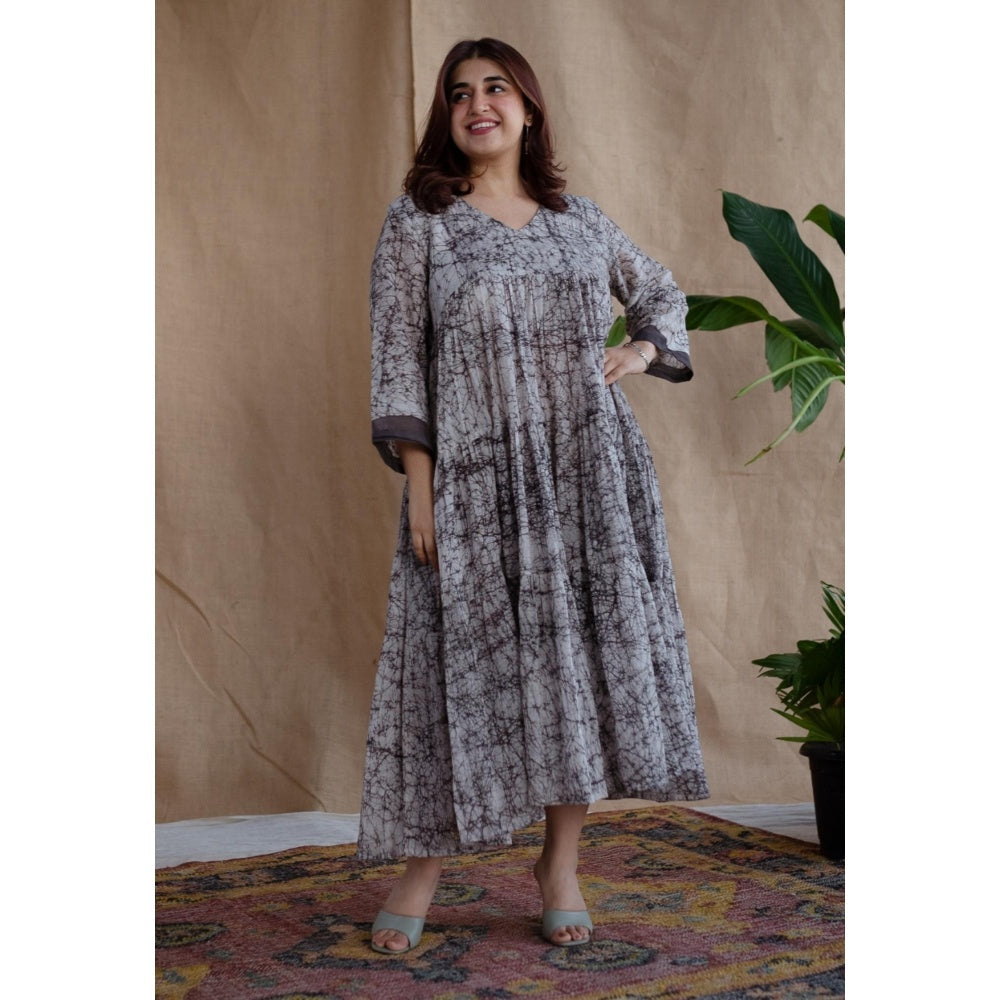 The Indian Ethnic Co. Grey A-Line Batik Hand Block Mul Dress With Slip (Set of 2)