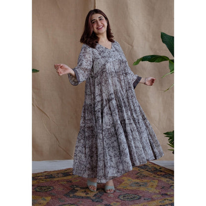 The Indian Ethnic Co. Grey A-Line Batik Hand Block Mul Dress With Slip (Set of 2)