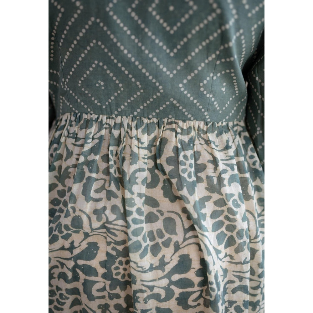 The Indian Ethnic Co. Green A-Line Batik Hand Block Mul Dress With Slip (Set of 2)