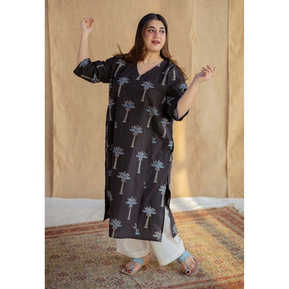 The Indian Ethnic Co. Charcoal Jabba Kali Ajrakh Hand Block Printed Cotton Kurta