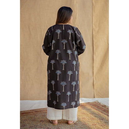 The Indian Ethnic Co. Charcoal Jabba Kali Ajrakh Hand Block Printed Cotton Kurta